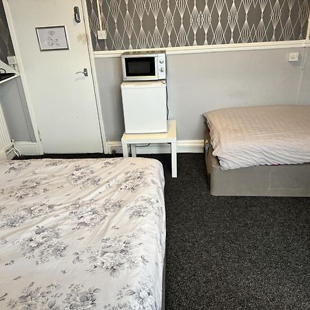 The Majestic Bed & Breakfast Great Yarmouth Ruang foto