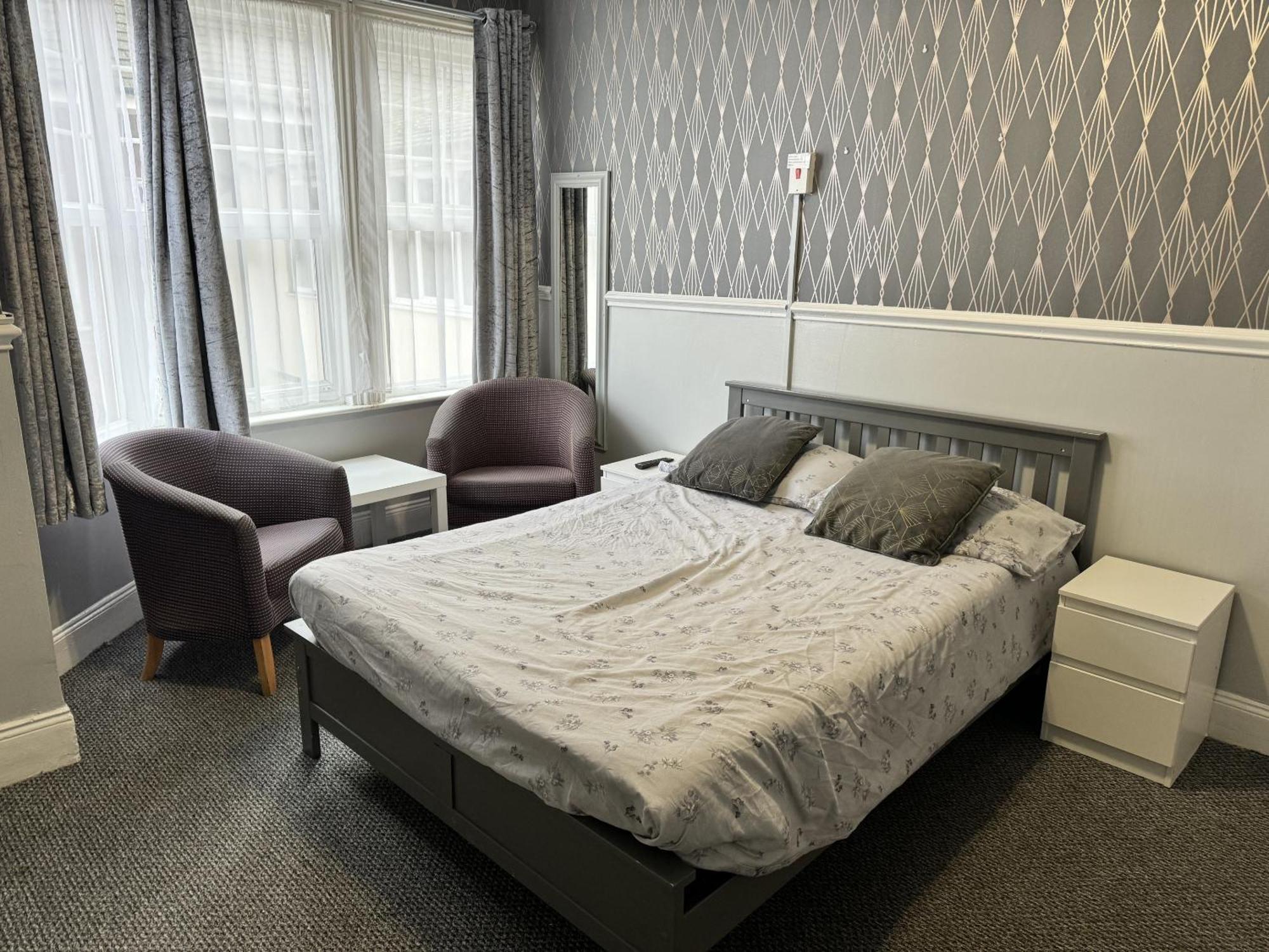 The Majestic Bed & Breakfast Great Yarmouth Ruang foto